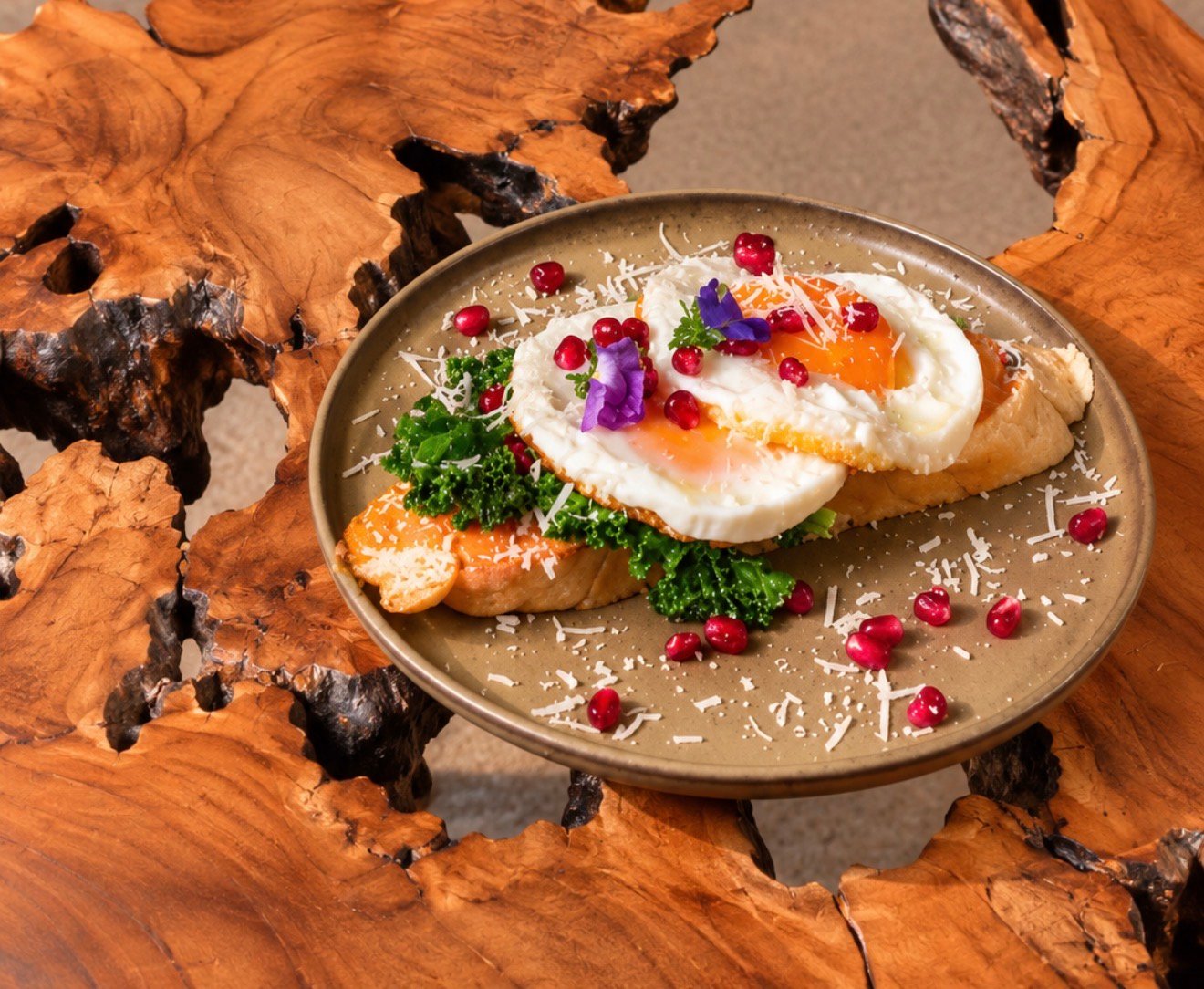 Egg Pomegranate